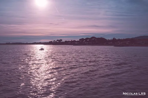 Coucher de soleil sur la mer à Hyères